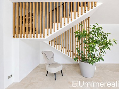 Prodej  rodinného domu 161 m², pozemek 1 704 m²