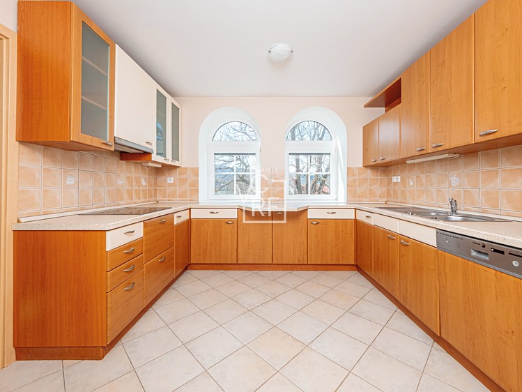 Комерційне приміщення на продаж, 425 м² (4 з 29)