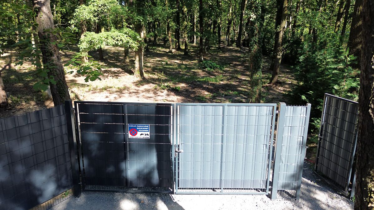 Prodej stavebního pozemku 3351 m² – fotografie 4
