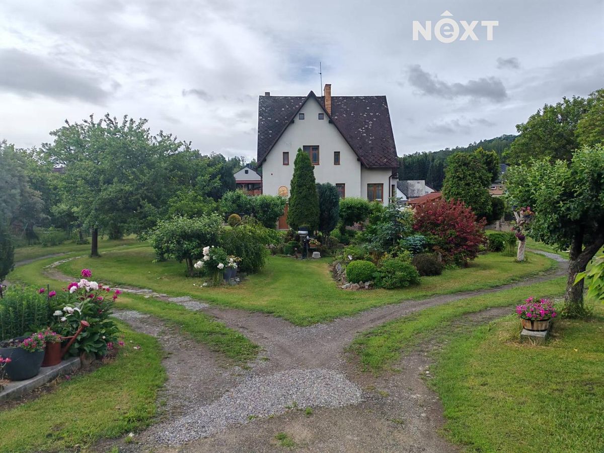 Prodej rodinného domu 250 m², pozemek 2819 m² – fotografie 4