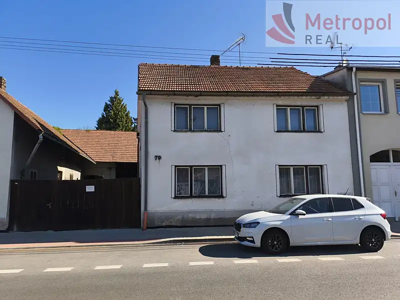 Prodej rodinného domu 200 m², pozemek 1272 m², Bratří Čapků, Holice, okres Pardubice
