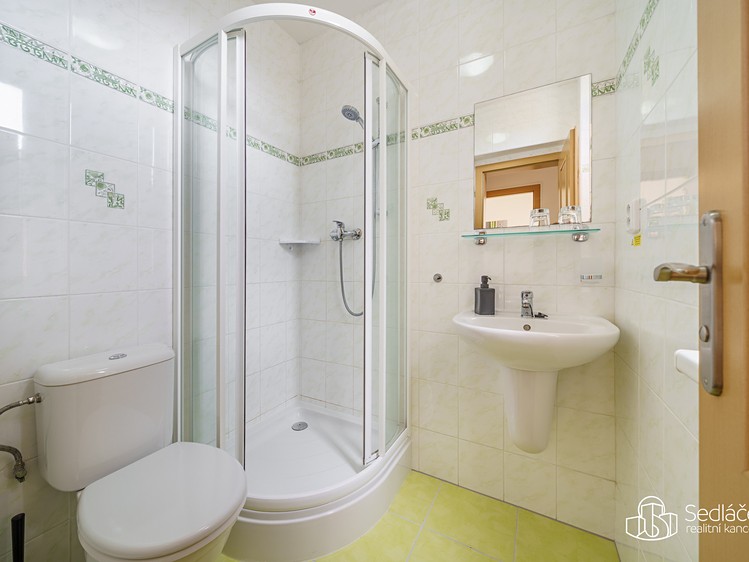 Prodej komerčního prostoru, 180 m² (25 z 32)