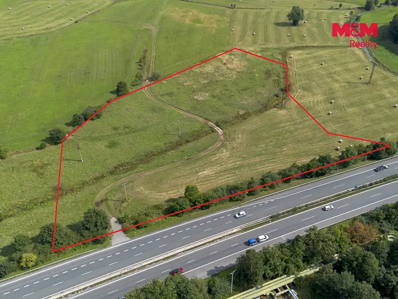Prodej louky 20182 m², Hradec Králové – náhled fotky 3