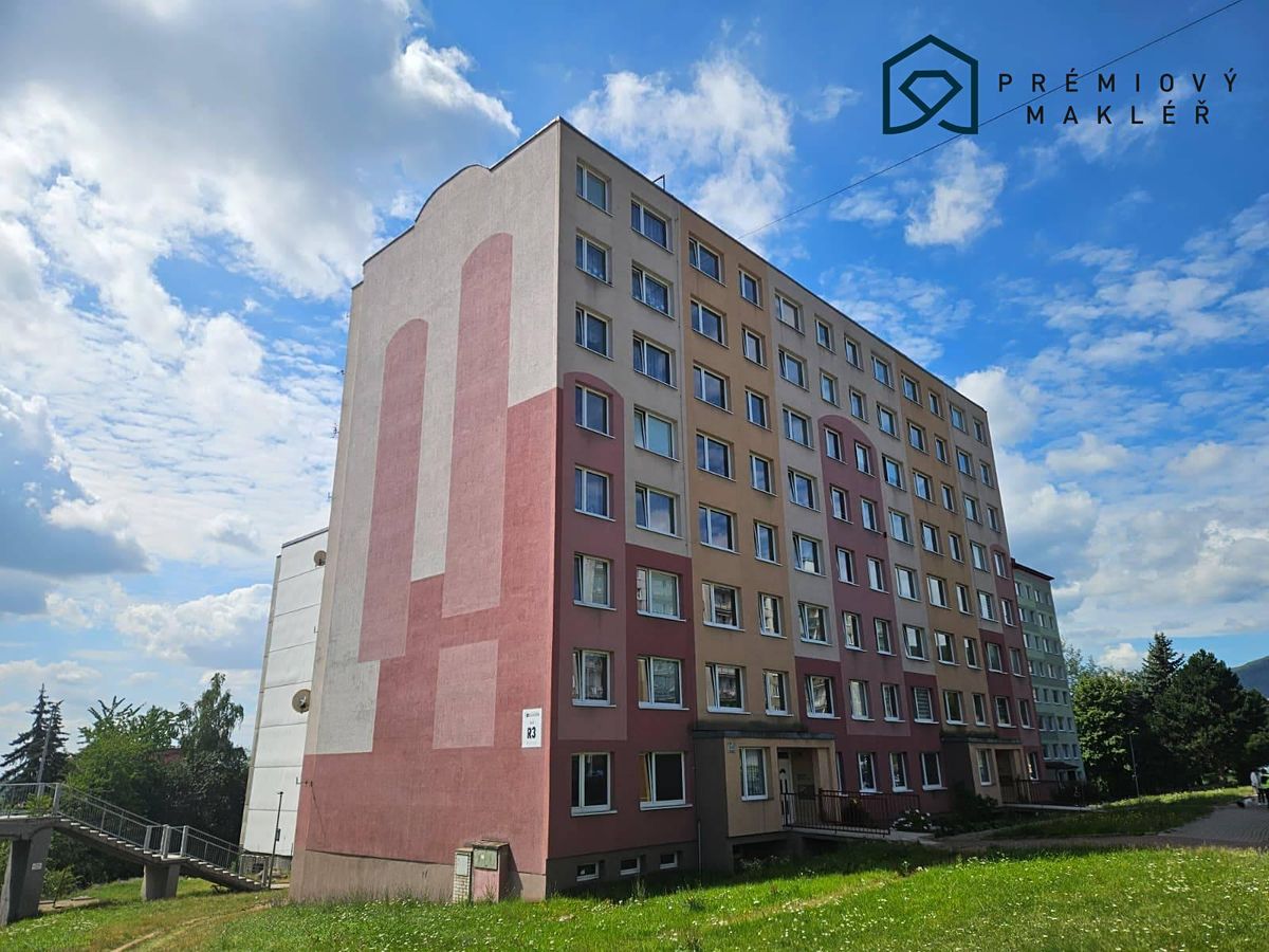 Prodej bytu 2+kk 40 m², Litvínov – fotka 1 z 3