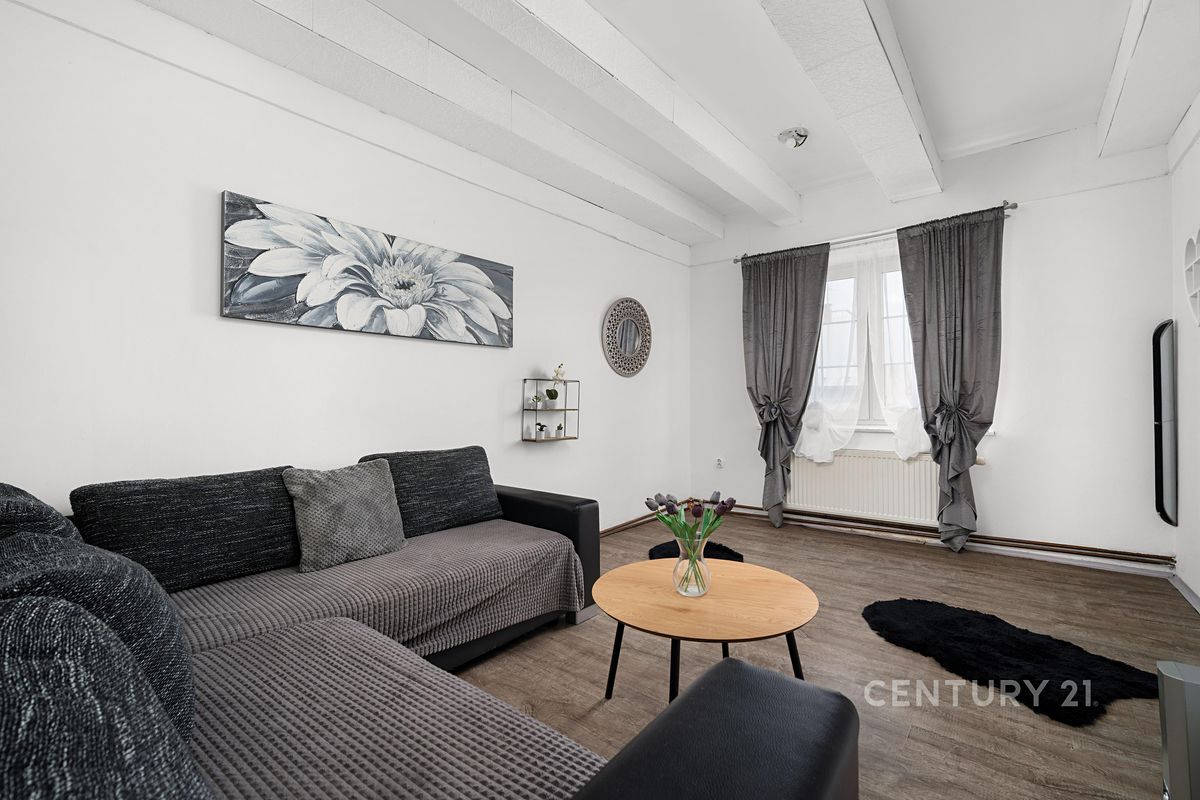 Pronájem bytu 4+1 98 m²