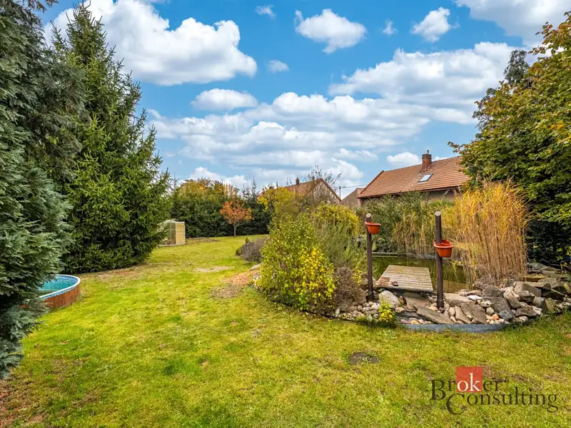 Prodej rodinného domu 195 m², pozemek 1560 m², Pardubice – náhled fotky 2