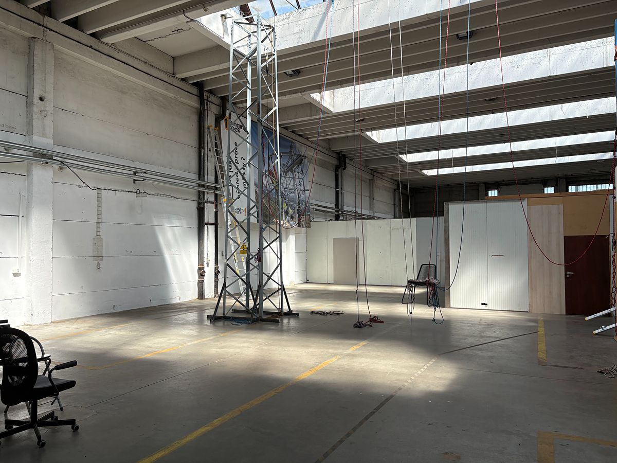 Pronájem výrobní haly, prostoru 390 m² – fotografie 2