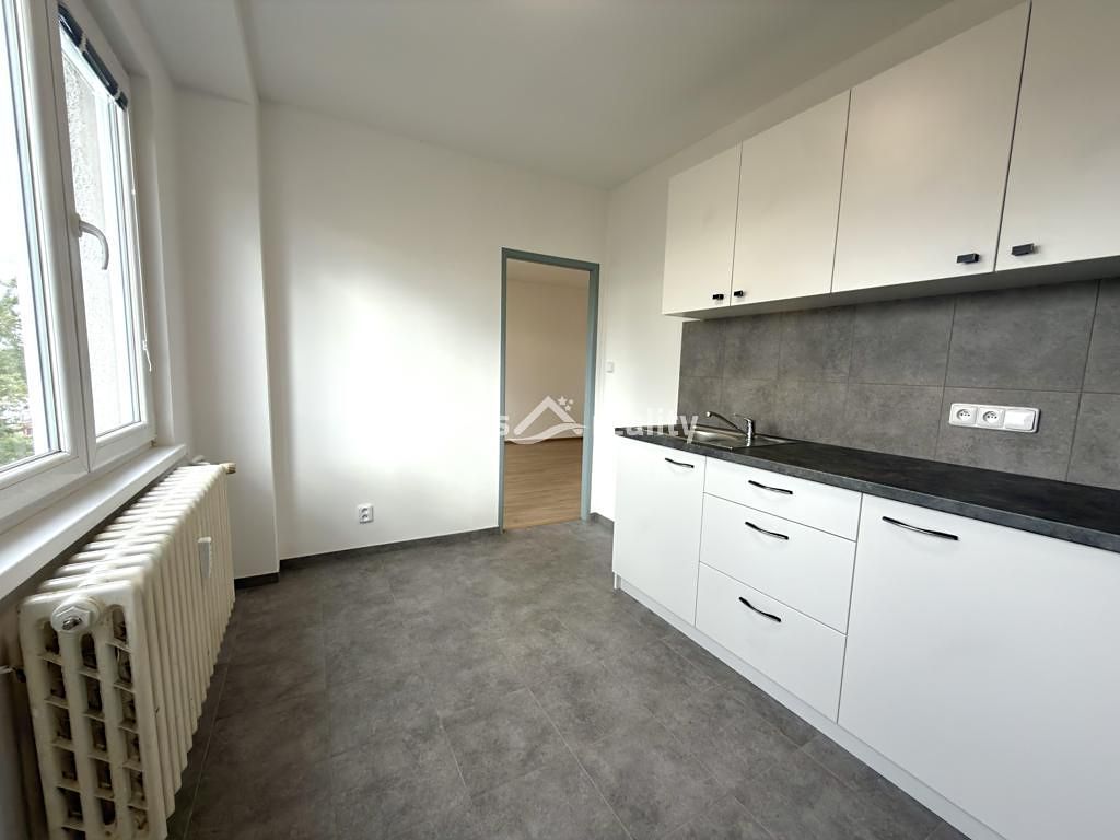 Pronájem bytu 2+1 56 m² – fotografie 2