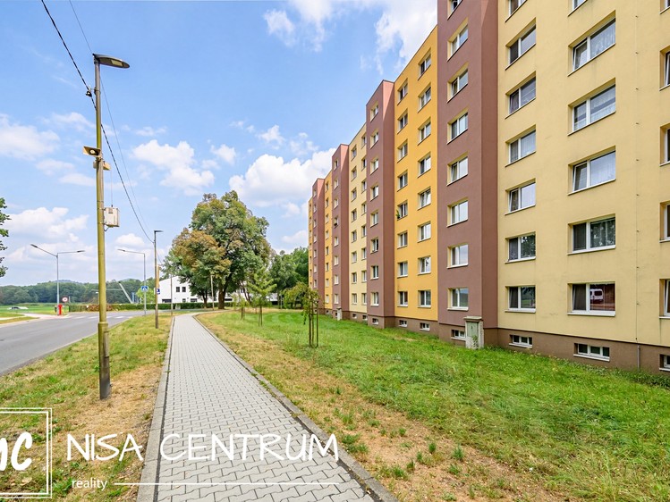 Pronájem bytu 2+kk, 41 m² (16 z 17)