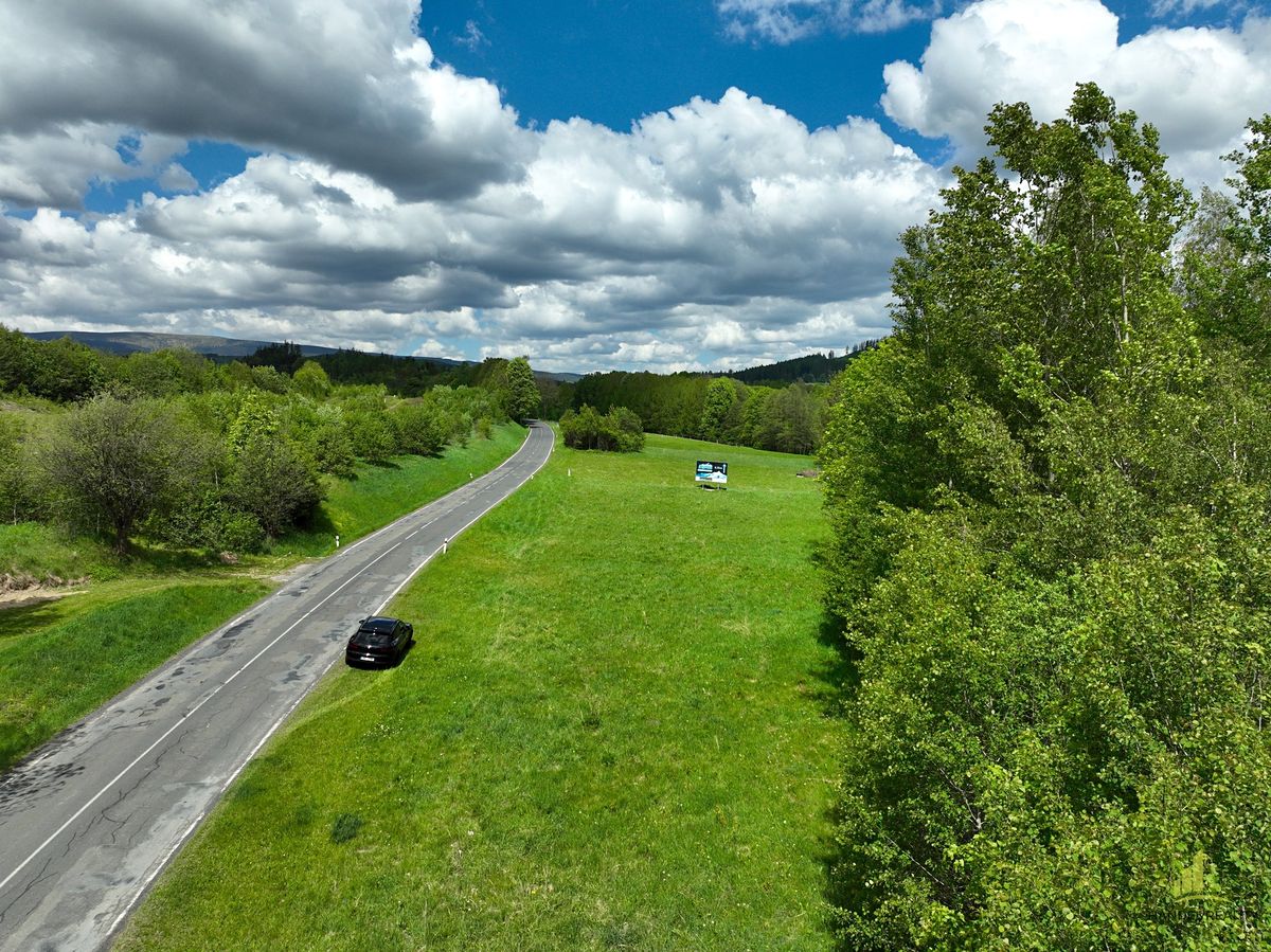 Prodej komerčního pozemku 2000 m² – fotografie 3