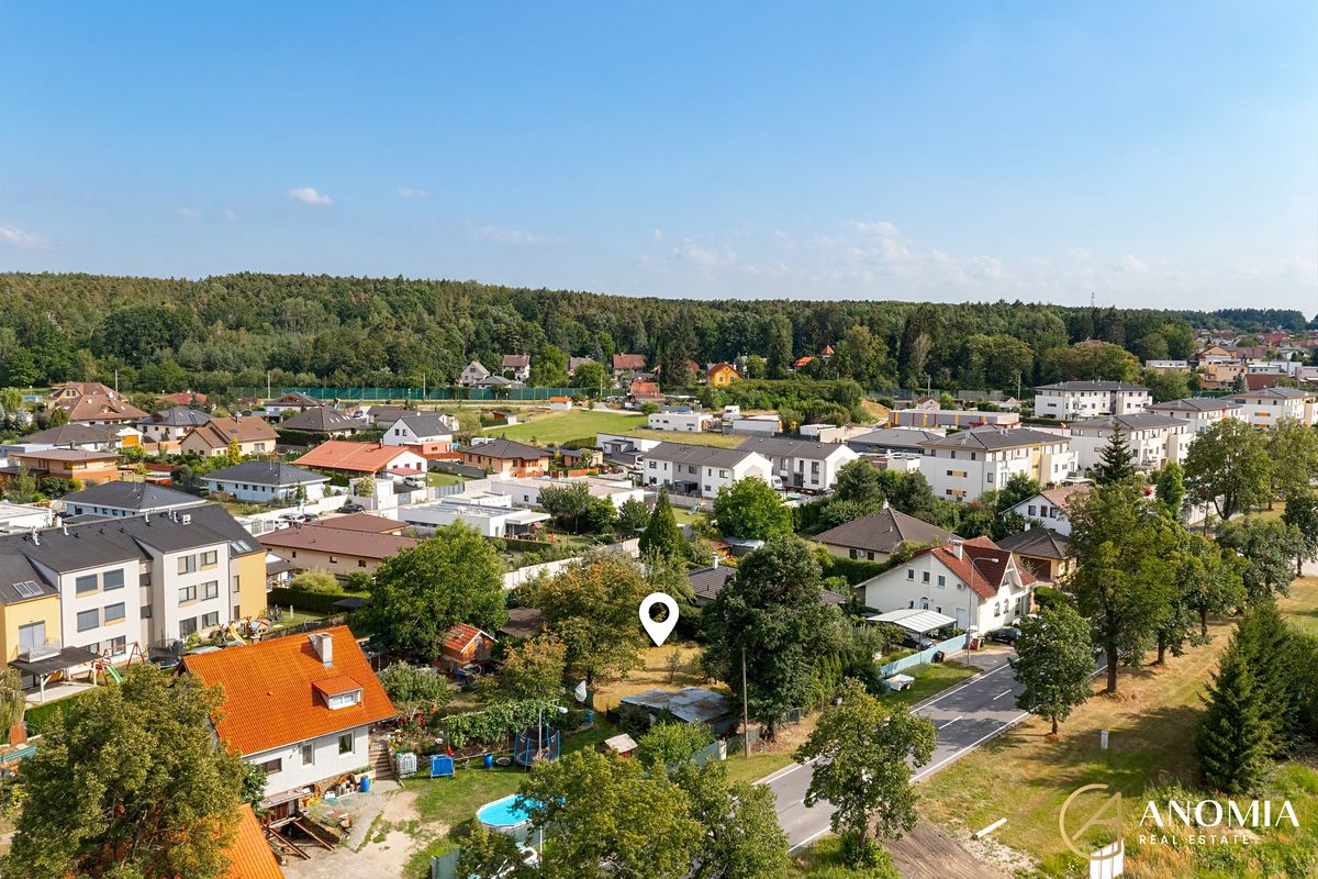 Prodej stavebního pozemku 756 m² – fotografie 3