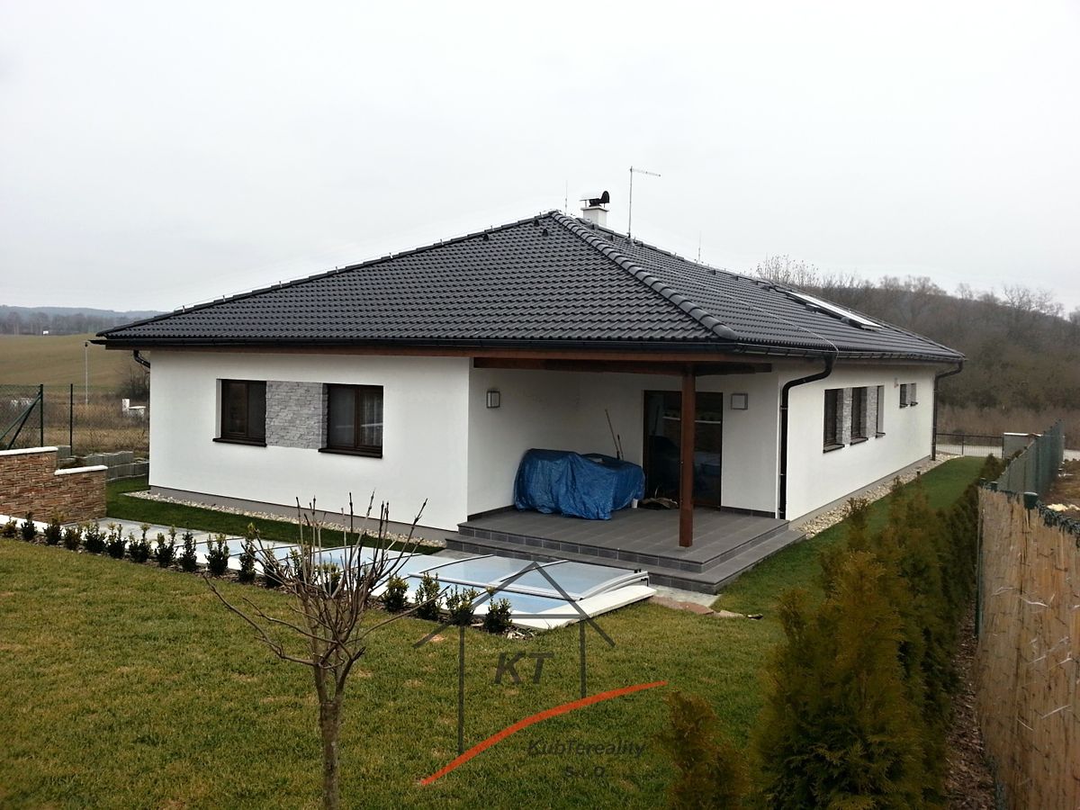 Prodej rodinného domu 160 m², pozemek 980 m²