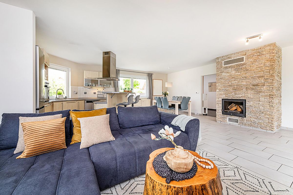 Prodej rodinného domu 138 m², pozemek 749 m² – fotografie 4