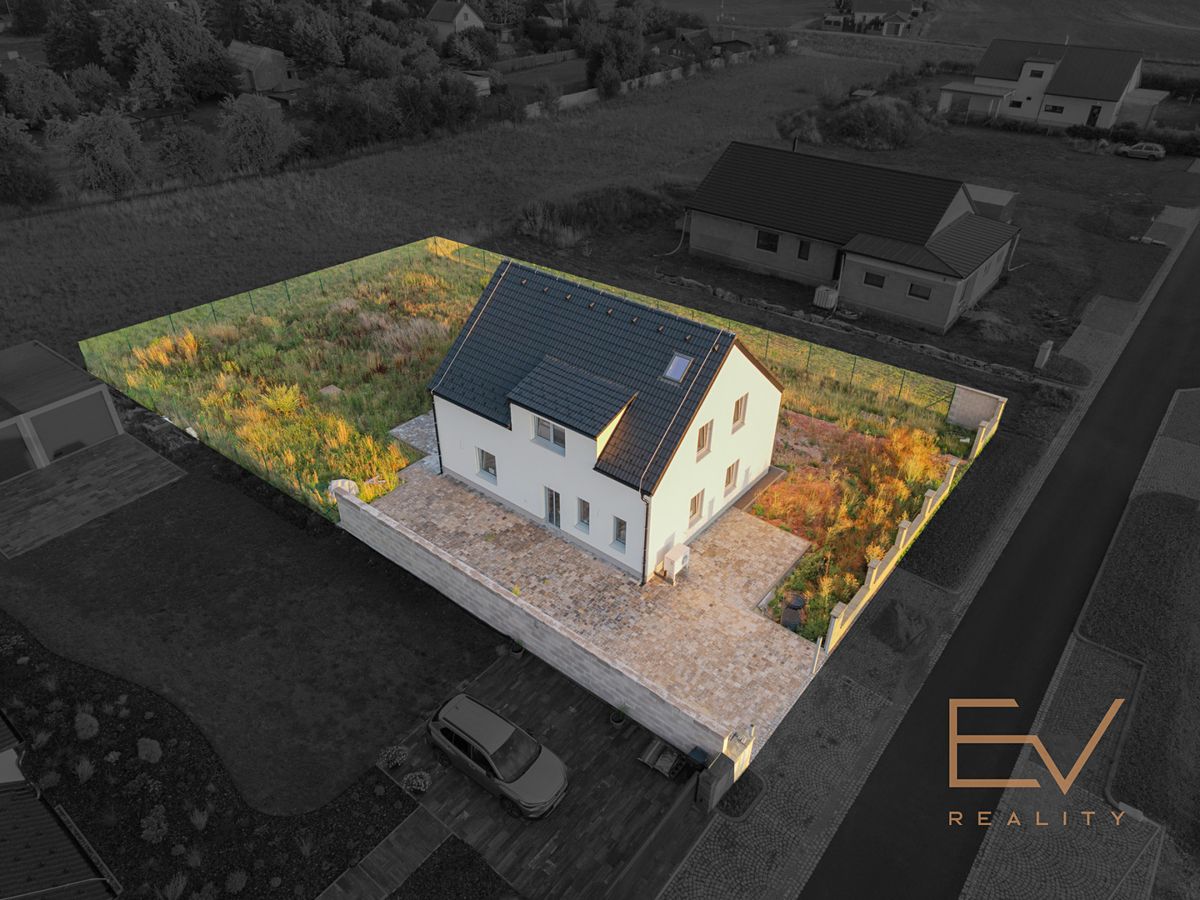 Prodej rodinného domu 165 m², pozemek 1012 m²
