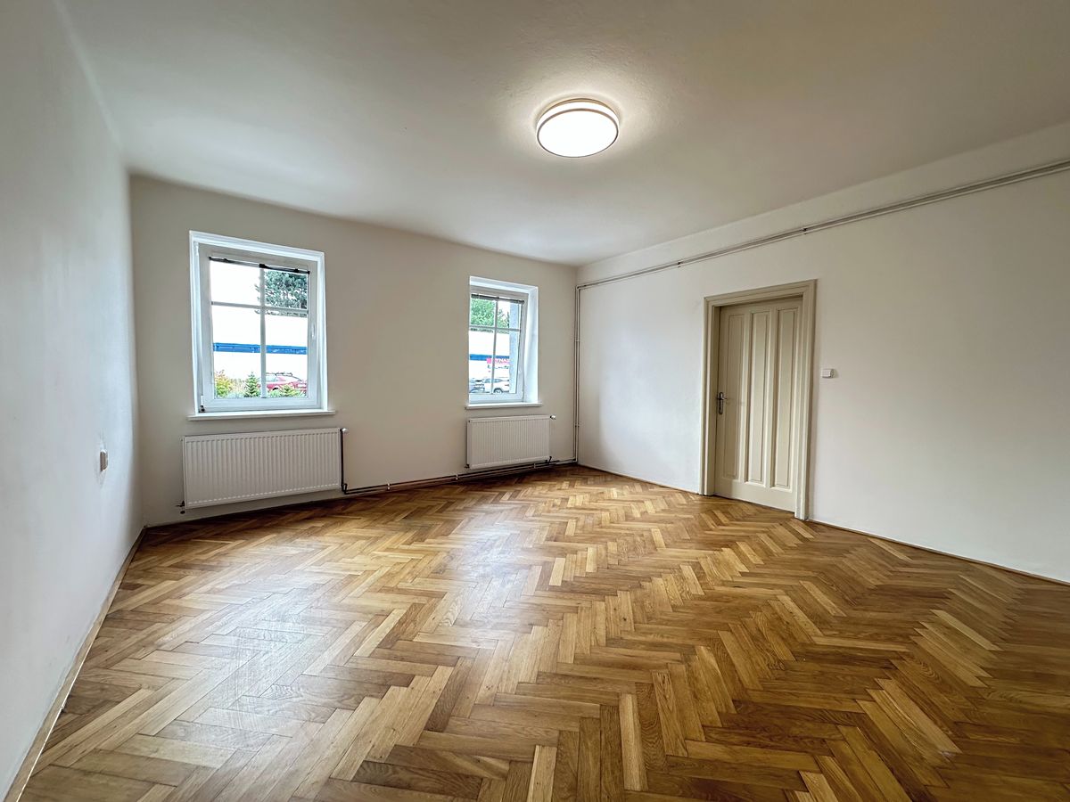 Pronájem bytu 3+1 84 m² – fotografie 3