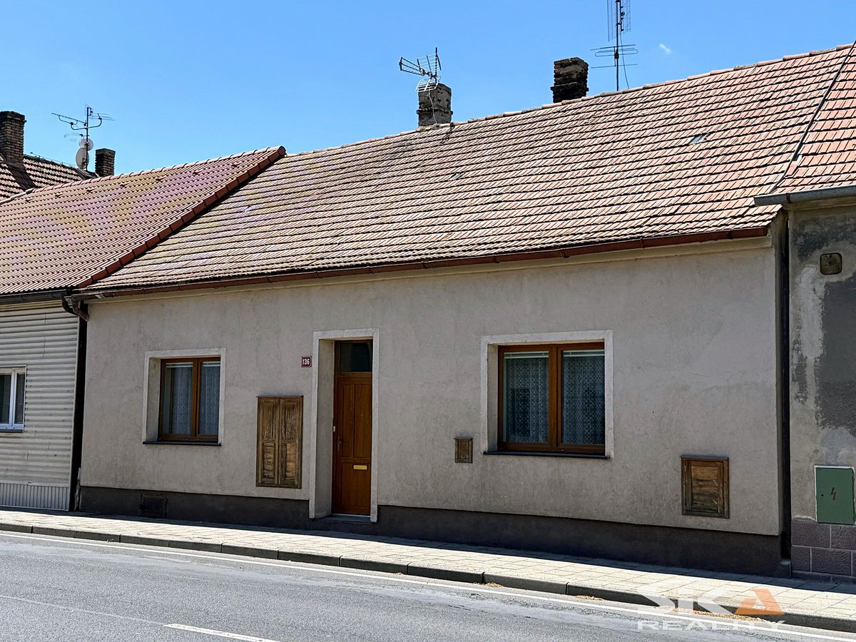 Prodej rodinného domu 80 m², pozemek 1074 m² – fotografie 2