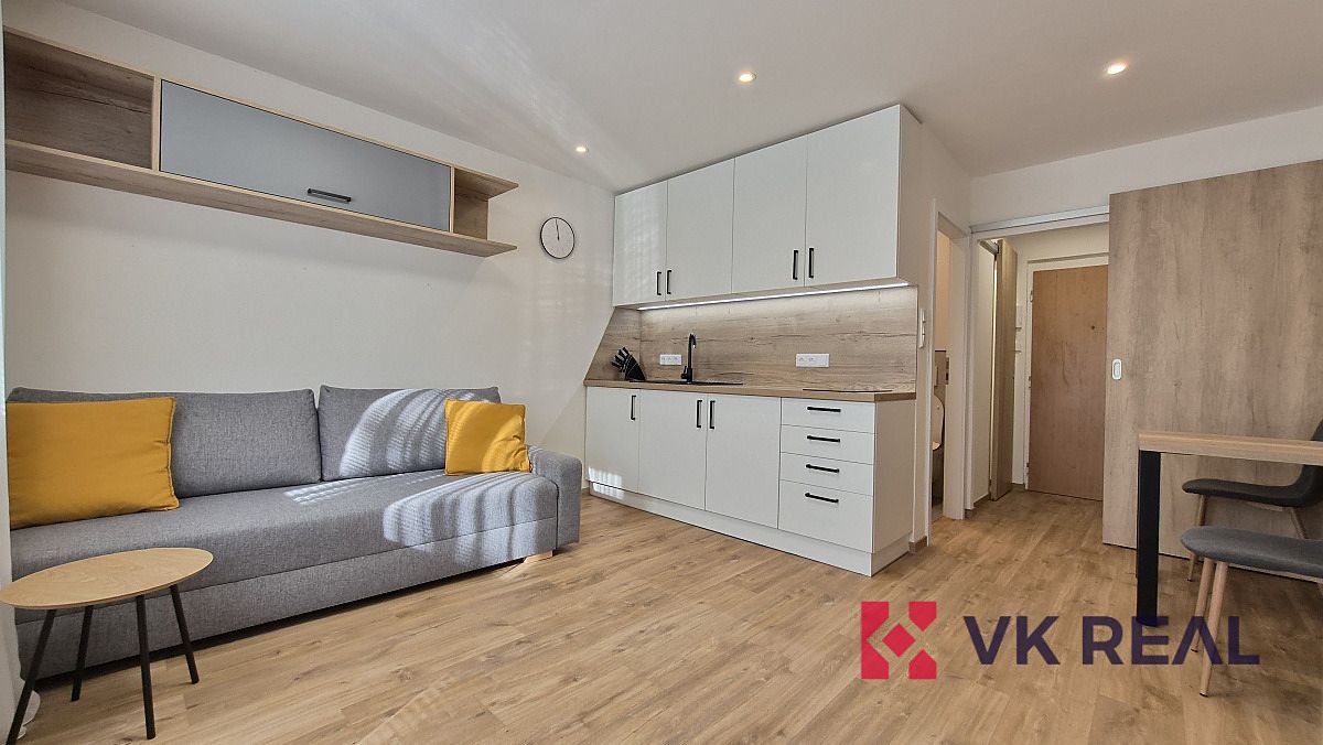 Pronájem bytu 1+kk 27 m²