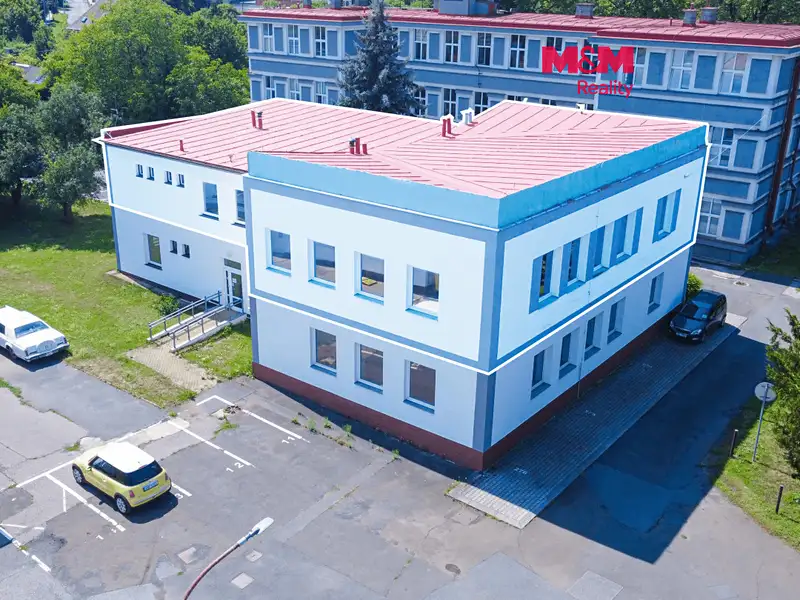 Pronájem kanceláře 311 m², Praha – náhled fotky 1