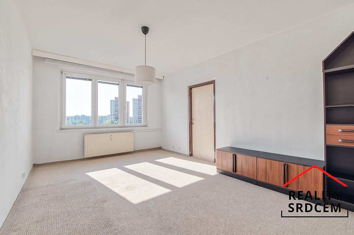 Pronájem bytu 3+1 71 m² – fotografie 2