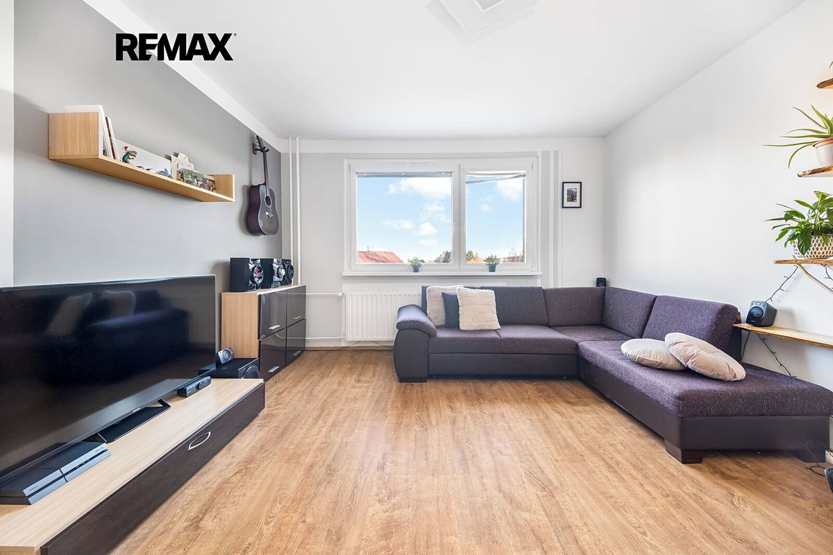 Pronájem bytu 2+kk 41 m² – fotografie 2