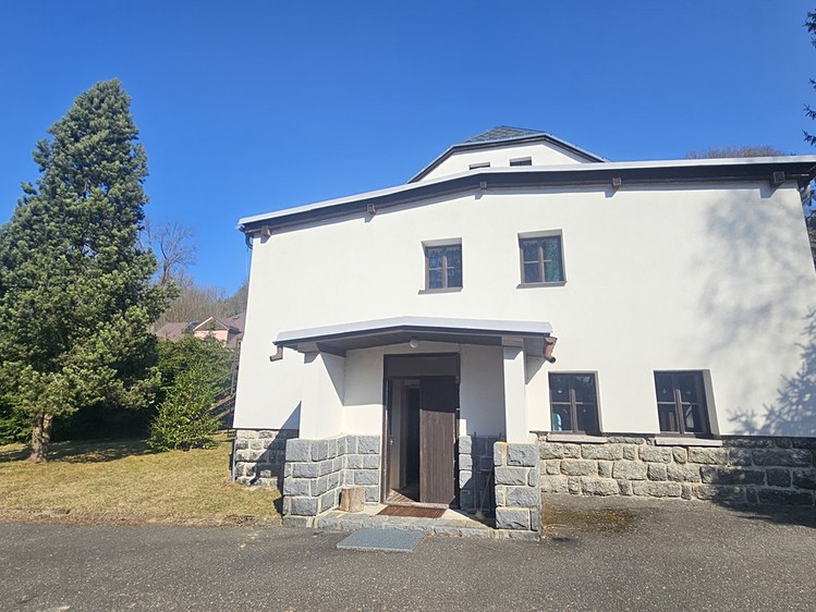 Prodej komerčního prostoru, 1 047 m² (32 z 42)