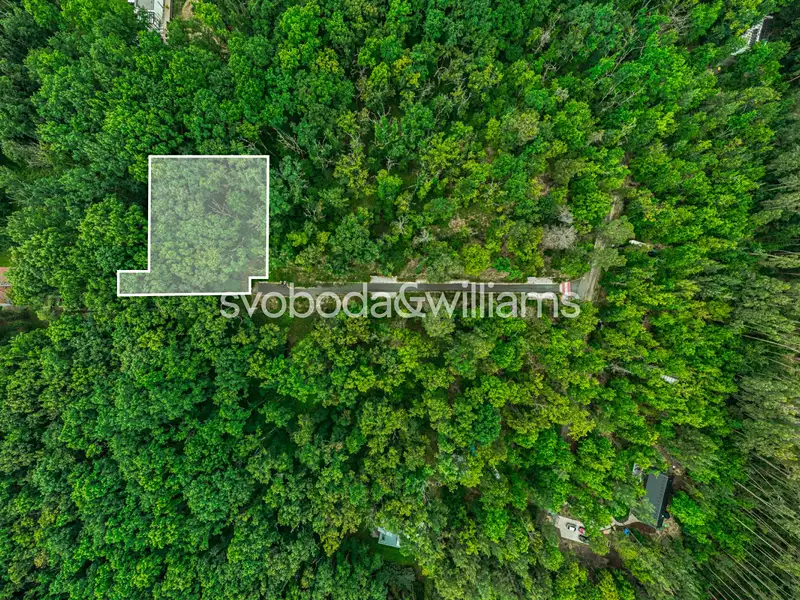 Prodej stavebního pozemku 2806 m², Hradištko – náhled fotky 1