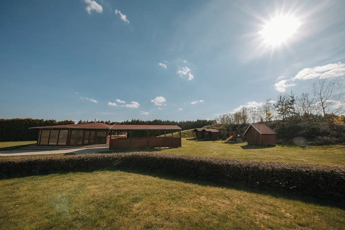 Prodej rodinného domu 280 m², pozemek 8138 m² — fotografie 8
