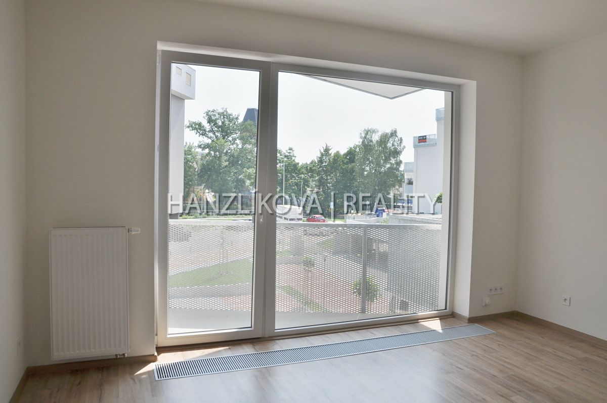 Pronájem bytu 1+kk 28 m²
