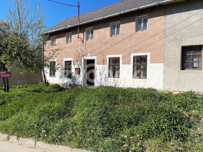 Prodej rodinného domu 240 m², pozemek 822 m²