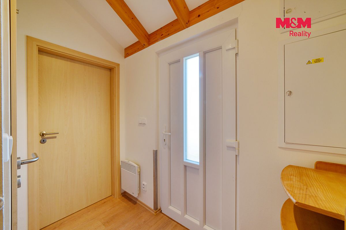 Prodej rodinného domu 50 m², pozemek 586 m² – fotografie 5