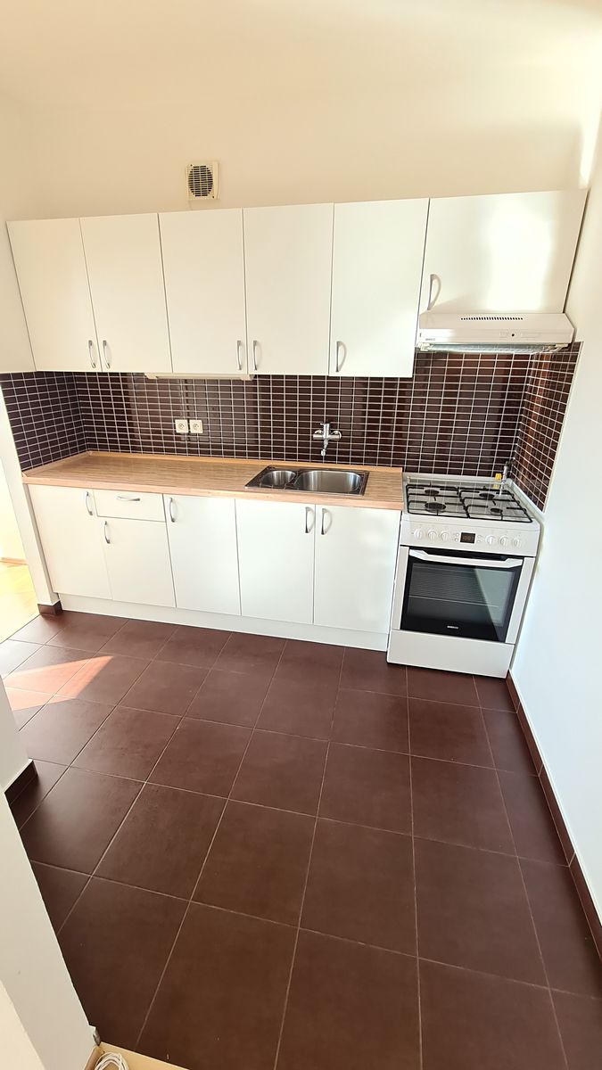 Pronájem bytu 3+kk 70 m² – fotografie 5