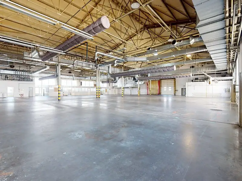 Pronájem skladového prostoru 2586 m², Hradec Králové – náhled fotky 1