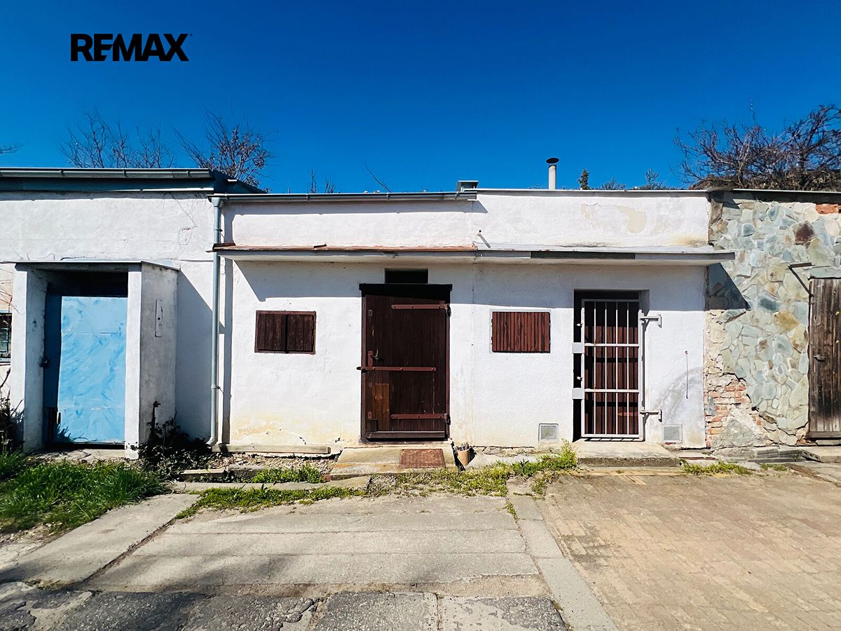 Prodej garáže 41 m² – fotografie 3