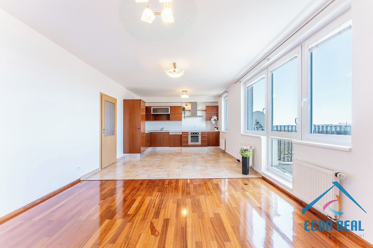 Prodej bytu 3+kk 77 m²