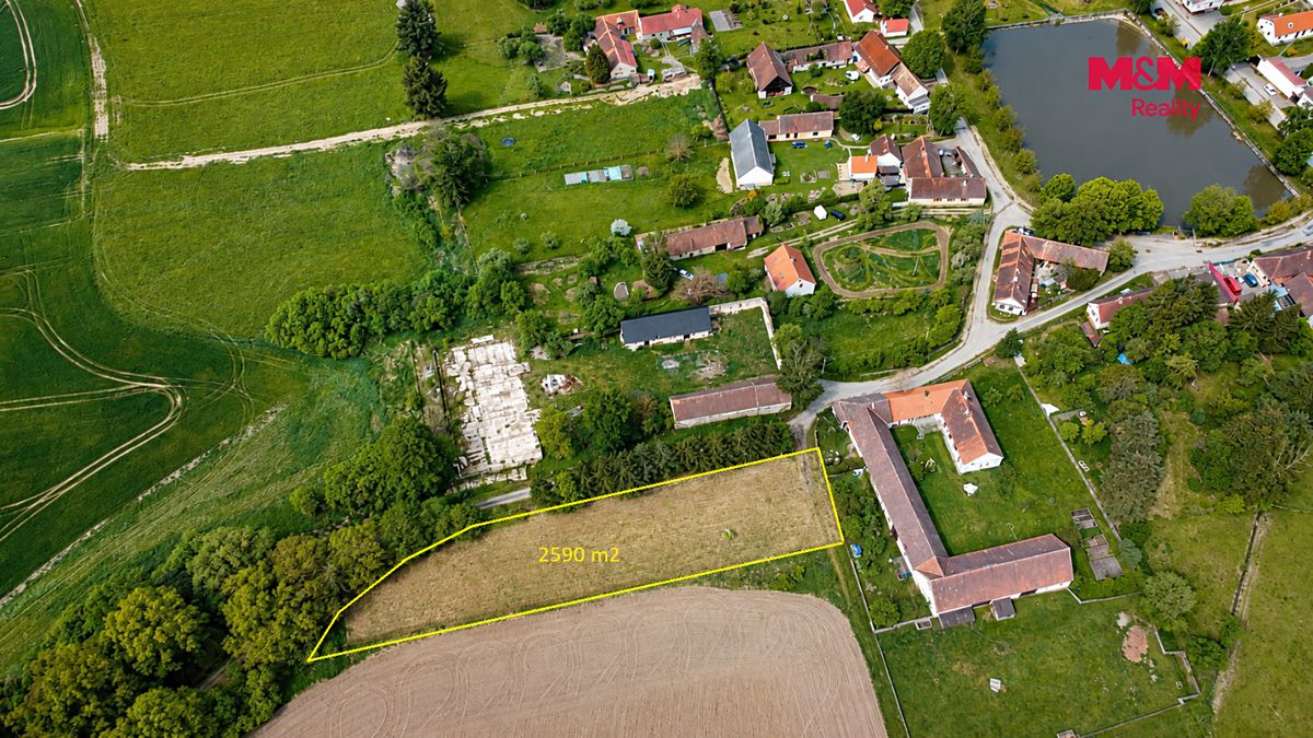 Prodej stavebního pozemku 2590 m² – fotografie 2