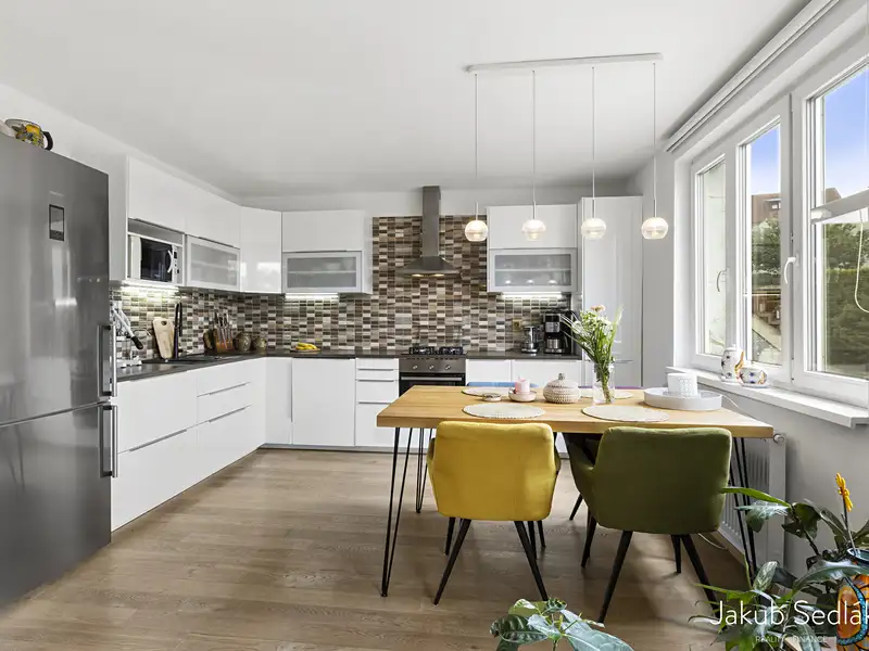 Prodej bytu 3+kk 70 m², Praha – náhled fotky 2