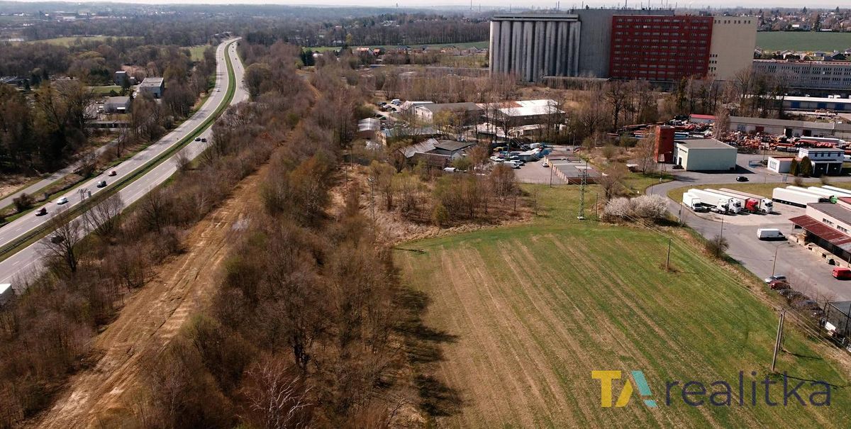 Prodej komerčního pozemku 6837 m² – fotografie 3