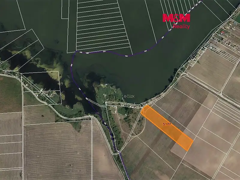 Prodej pole 8249 m², Pasohlávky – náhled fotky 1