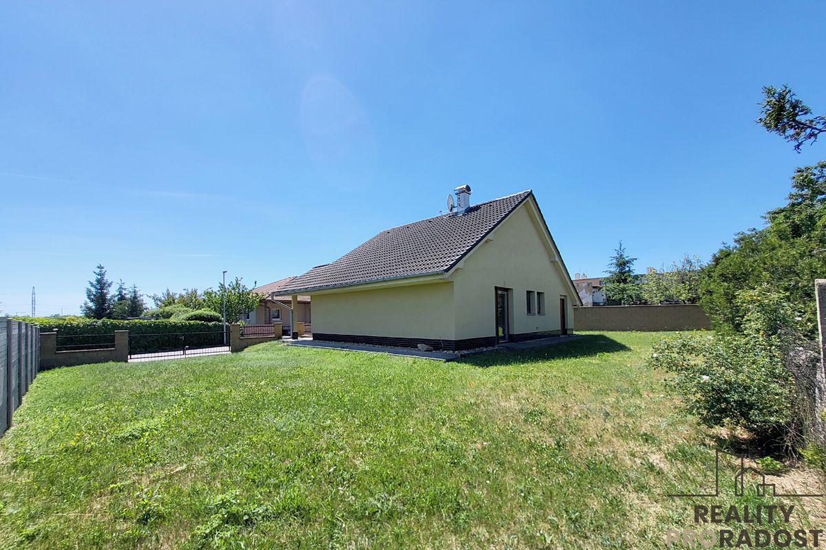 Prodej rodinného domu 135 m², pozemek 338 m² – fotografie 5