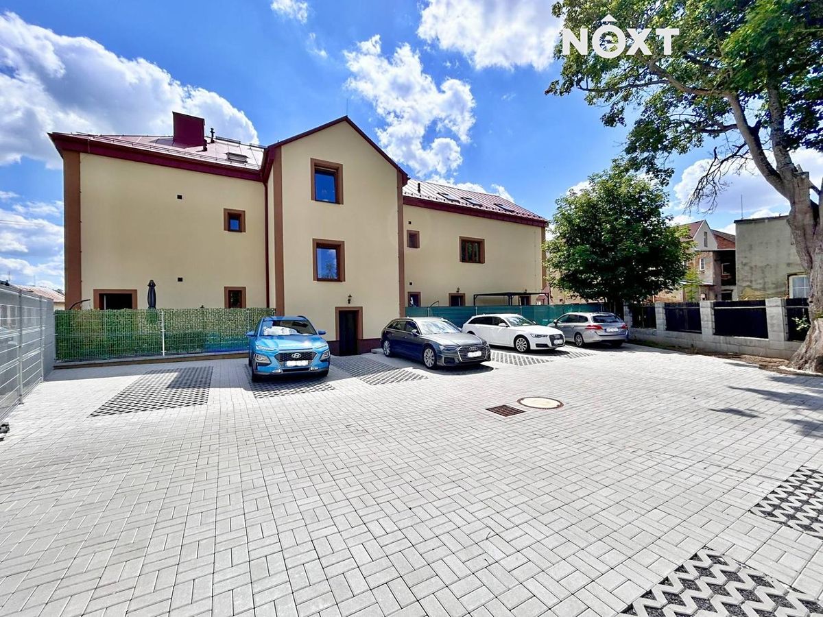 Pronájem bytu 3+kk 64 m²