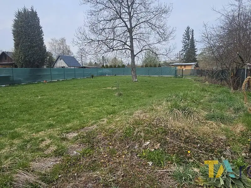 Prodej zahrady 802 m², Karviná – náhled fotky 2