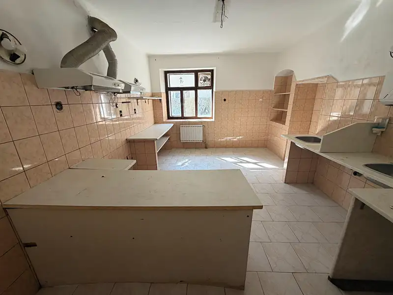 Prodej rodinného domu 595 m², pozemek 1231 m², Bouzov – náhled fotky 3