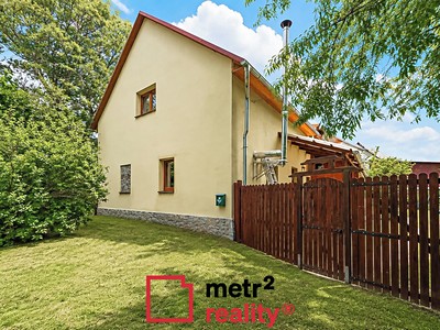 Prodej  chalupy 400 m², pozemek 3 894 m²