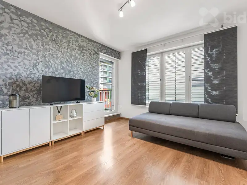 Prodej bytu 1+kk 30 m², Praha – náhled fotky 3