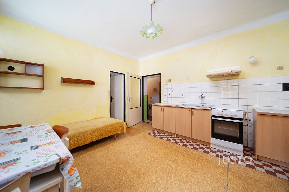 Prodej rodinného domu 113 m², pozemek 190 m² – fotografie 4