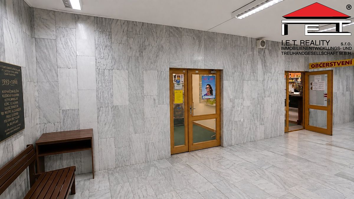 Pronájem obchodního prostoru 37 m²