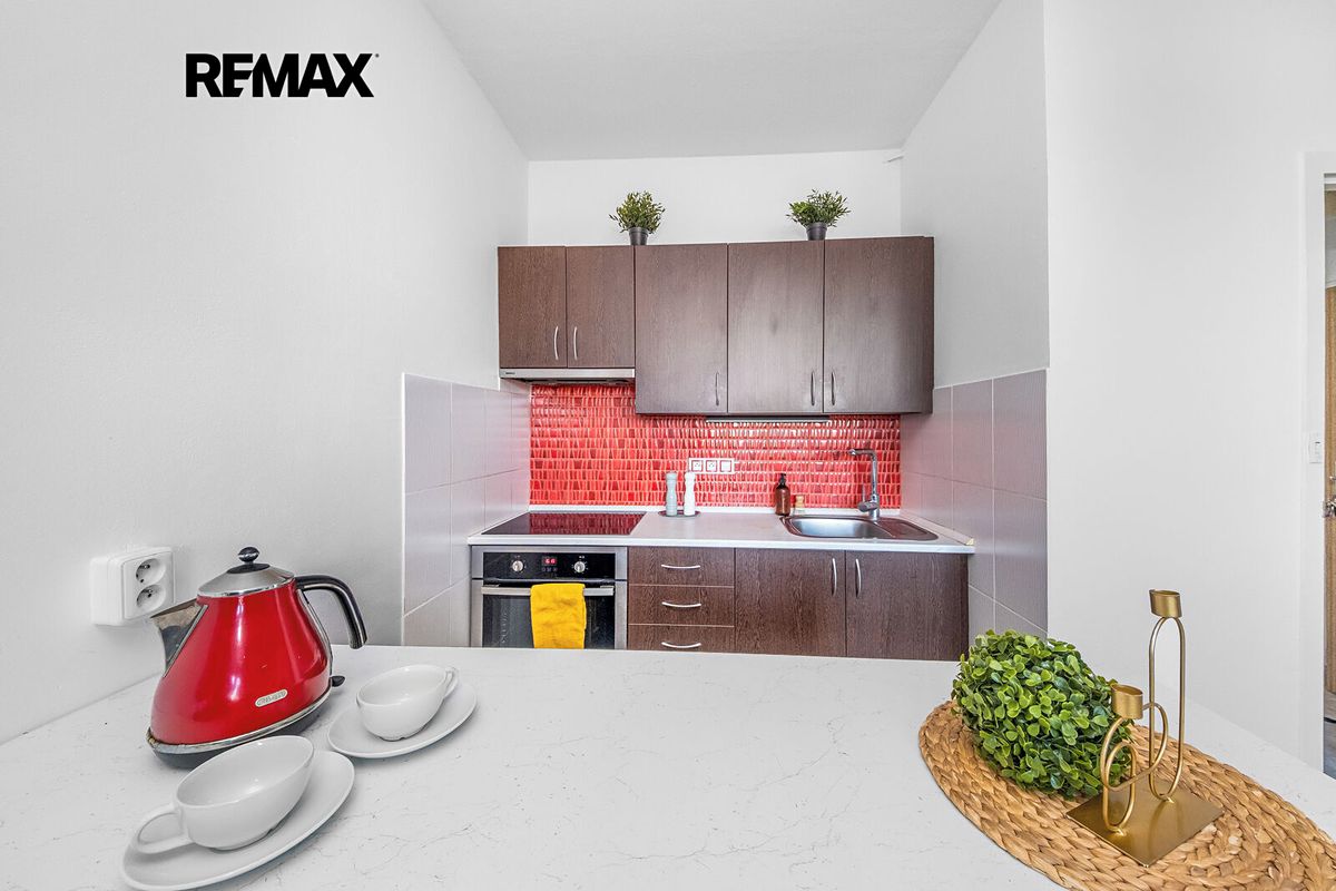 Pronájem bytu 2+kk 41 m² – fotografie 4