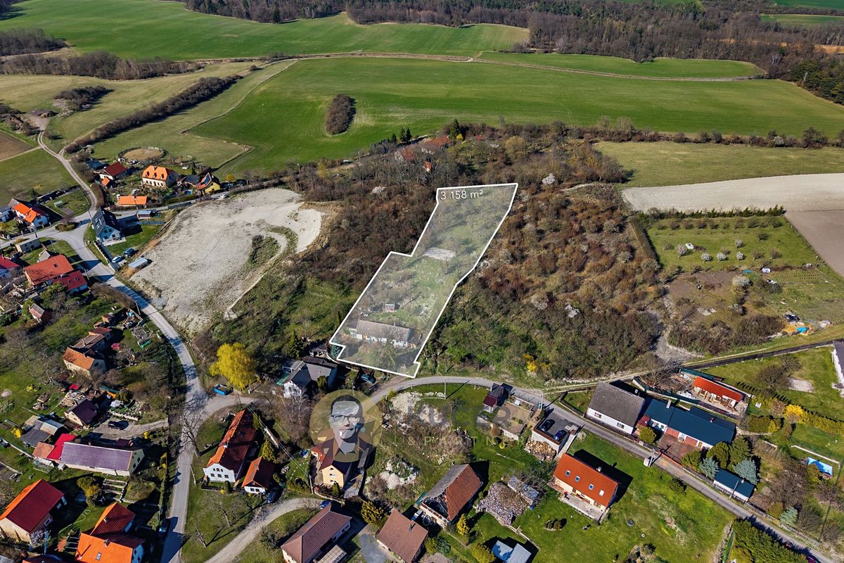 Prodej rodinného domu 100 m², pozemek 3158 m² – fotografie 2