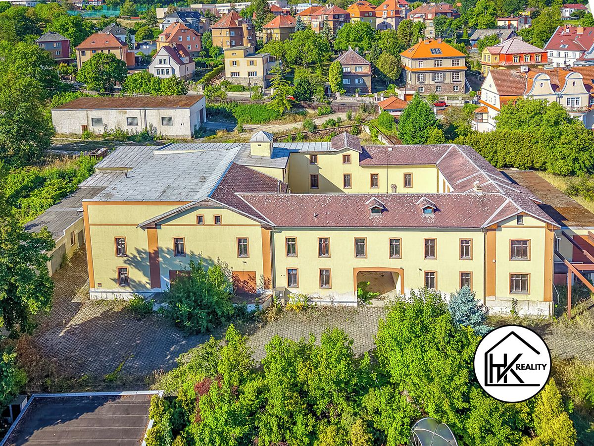 Prodej obchodního prostoru 3000 m² – fotografie 2