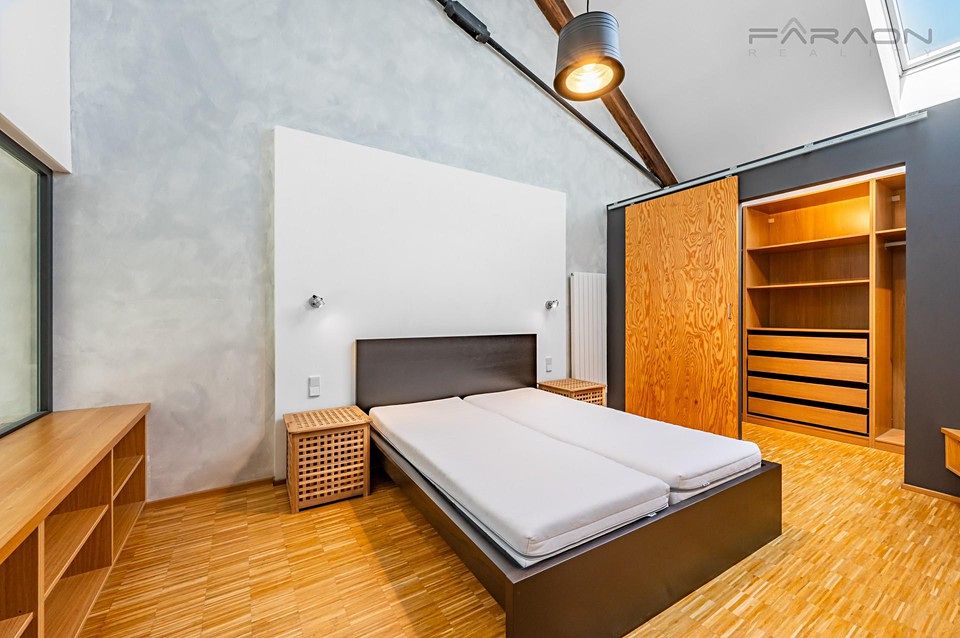 Pronájem bytu 3+kk 146 m² – fotografie 5
